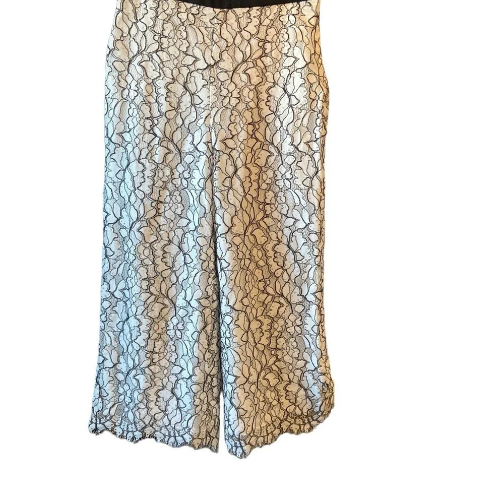 ⭐️⭐️Zara basics culottes ⭐️⭐️
BIN #7​ - Picture 2 of 5